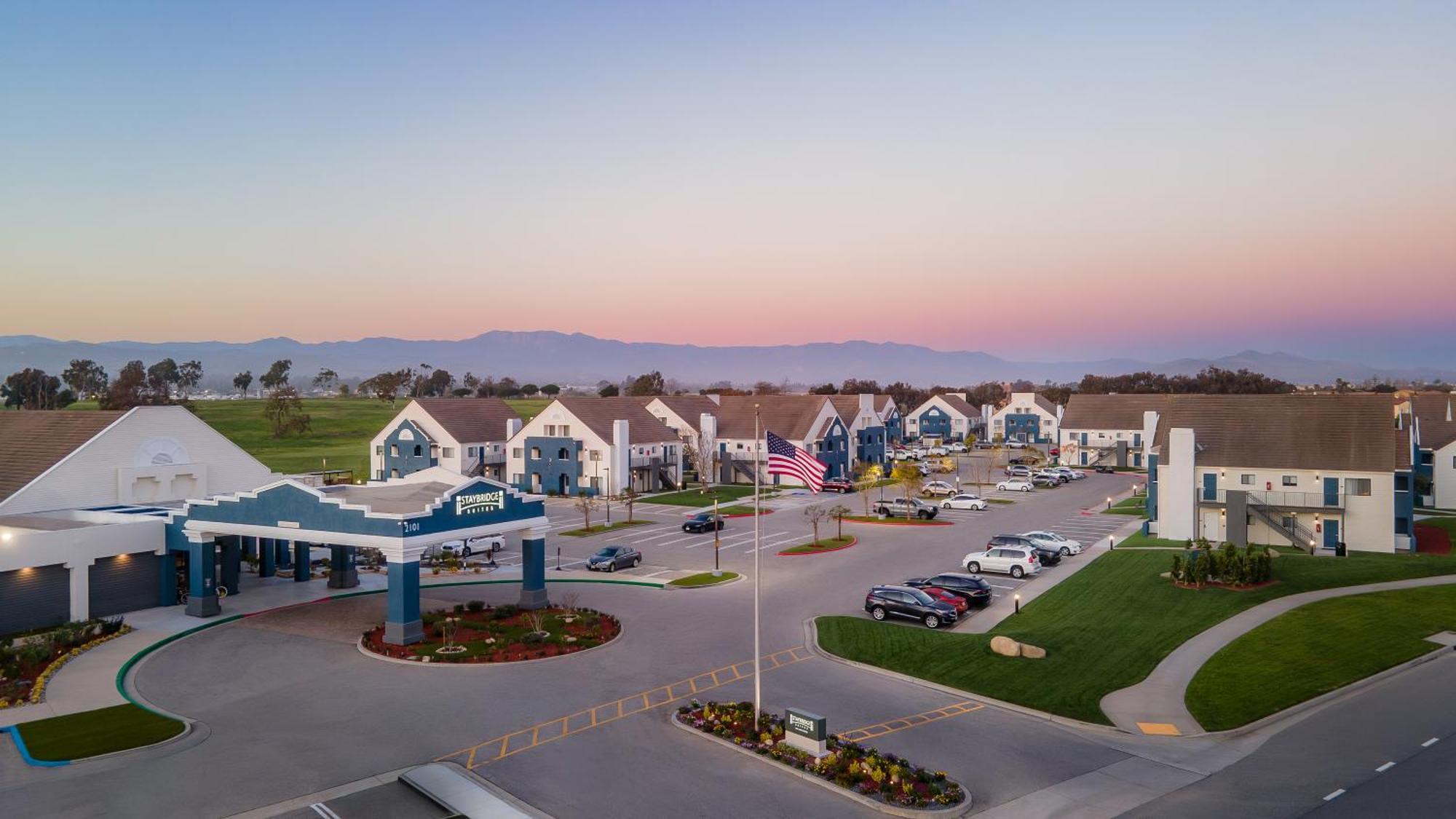 Staybridge Suites Oxnard - River Ridge By Ihg Kültér fotó